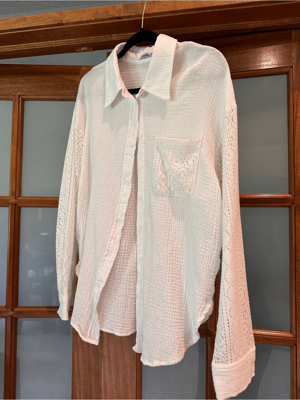 Lightweight White Blouse with knit sleeve detail
